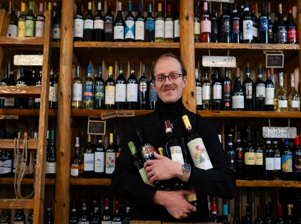 Սարյան 6-ում &laquo;ապրող&raquo; գինու մասնագետ Էմիլը 