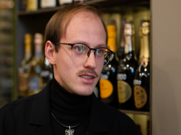 Սարյան 6-ում &laquo;ապրող&raquo; գինու մասնագետ Էմիլը 