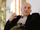 Հրավարդ Հակոբյանը՝ Մատենադարանի 93-ամյա երիտասարդ գիտնականը 